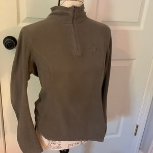 The North Face 1/4 Zip Fleece